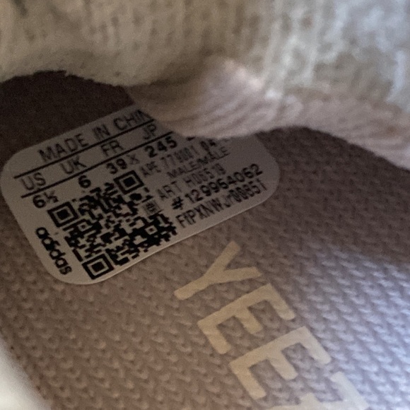Yeezys 350 V2 CMPCT - Picture 6 of 7